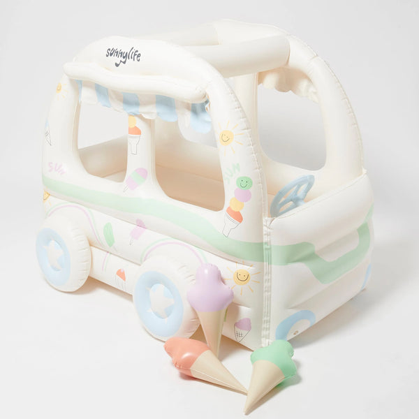 Camion de glaces gonflable