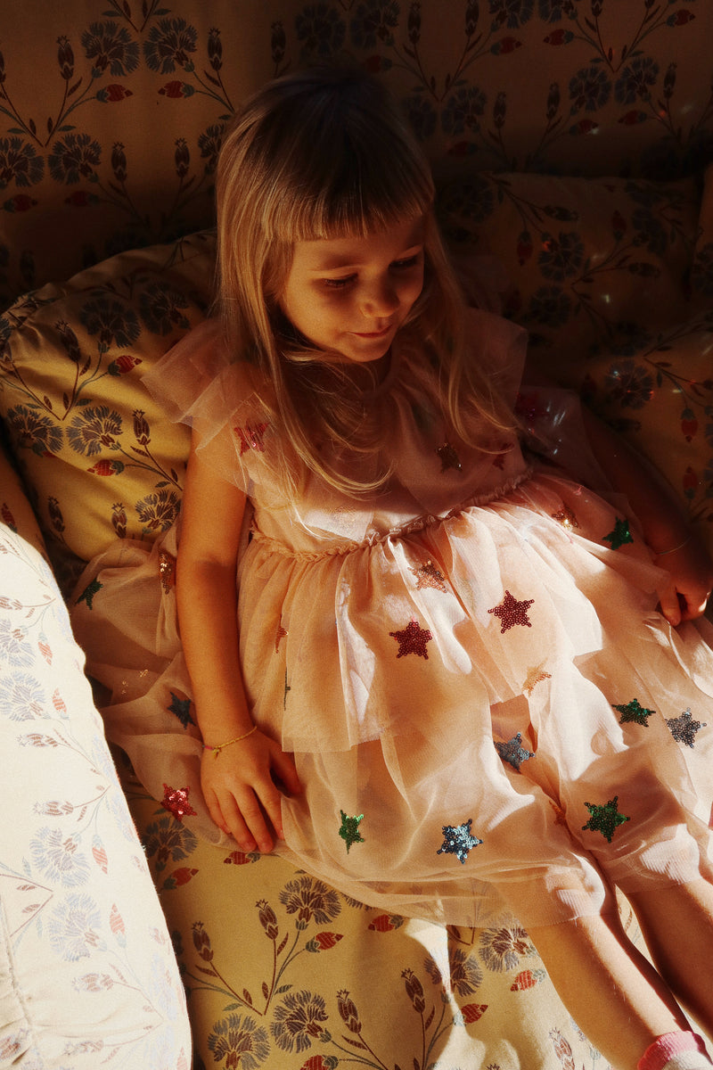 Robe Fairy Rose blush etoiles multicolores