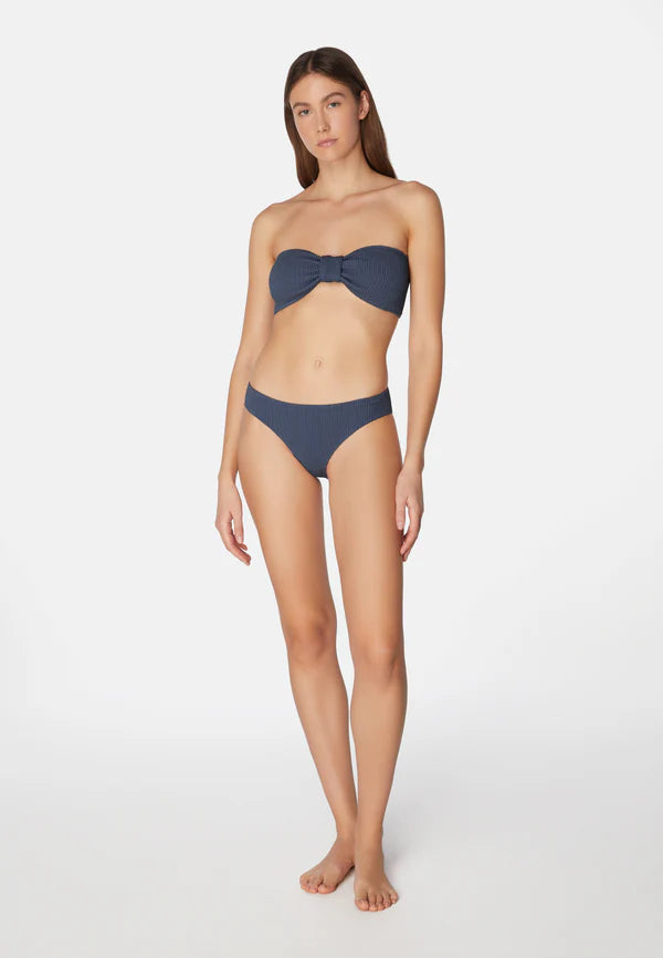Bikini Lory Blue raspberry