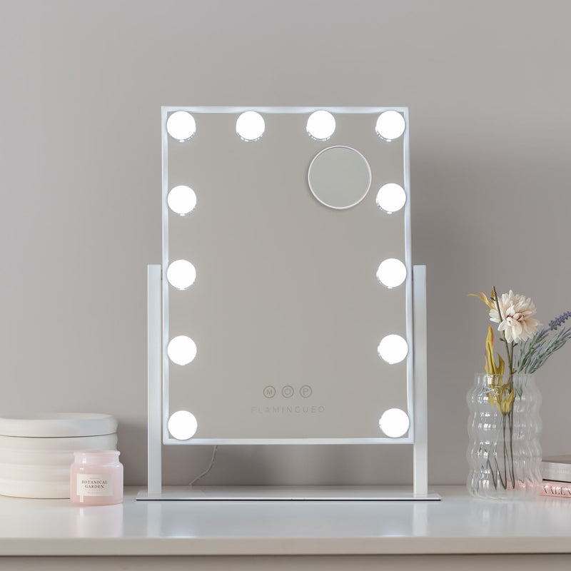 Miroir de maquillage avec lampes