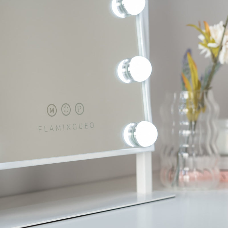 Miroir de maquillage avec lampes